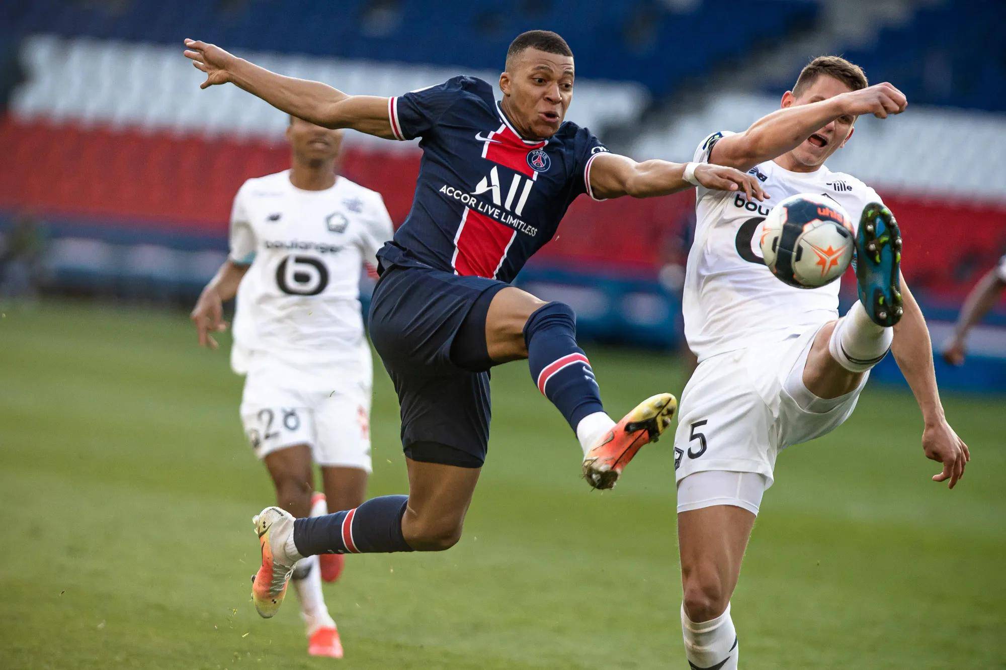 九游-巴黎圣日耳曼不断突破！，西亚卡姆连续五场比赛得分超过出色防守赛场气氛高涨的简单介绍